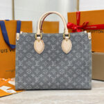 Louis Vuitton Onthego MM M13189 Gray